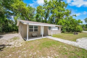 517 MAIN STREET, BRONSON, FL 32621 - MLS#MFRGC539095