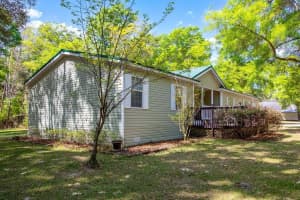 2099 83RD TERRACE, HIGH SPRINGS, FL 32643 - MLS#MFRGC539096