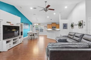 934 255TH WAY, NEWBERRY, FL 32669 - MLS#MFRGC539129