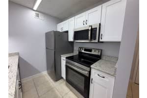 3921 34TH STREET, GAINESVILLE, FL 32608 - MLS#MFRGC539137
