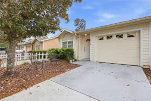 10718 65TH WAY, ALACHUA, FL 32615 - MLS#MFRGC539158