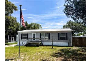 104 WATERWAY AVENUE, SATSUMA, FL 32189 - MLS#MFRGC539287