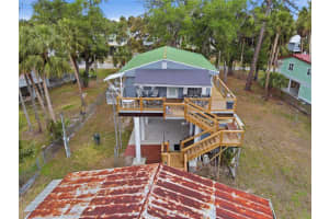 547 205TH AVENUE, SUWANNEE, FL 32692 - MLS#MFRGC539290