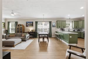 811 3RD AVENUE, GAINESVILLE, FL 32601 - MLS#MFRGC539451