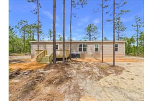 137 BEULAH DRIVE, HAWTHORNE, FL 32640 - MLS#MFRGC539476
