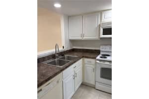 4624 45 LANE, GAINESVILLE, FL 32608 - MLS#MFRGC539533