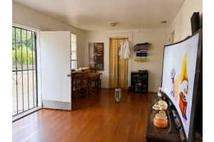 851 23RD STREET, GAINESVILLE, FL 32641 - MLS#MFRGC539578