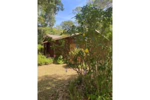 1231 Ne 9th St W, GAINESVILLE