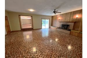 106 38TH STREET, GAINESVILLE, FL 32607 - MLS#MFRGC539852