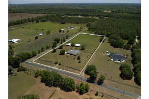 23053 142ND AVENUE, HIGH SPRINGS, FL 32643 - MLS#MFRGC539878