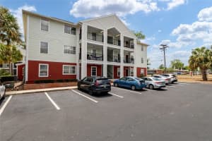 2360 Sw Archer Rd #811, GAINESVILLE