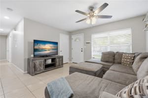 4735 28TH TERRACE, GAINESVILLE, FL 32605 - MLS#MFRGC540107