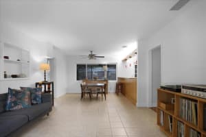 1032 19TH PLACE, GAINESVILLE, FL 32609 - MLS#MFRGC540371