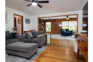 821 20TH TERRACE, GAINESVILLE, FL 32603 - MLS#MFRGC540383