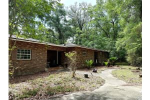 221 138TH TERRACE, NEWBERRY, FL 32669 - MLS#MFRGC540613