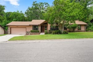 1301 Nw 94th St, GAINESVILLE