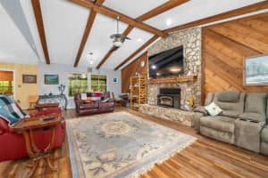 16422 10TH STREET, GAINESVILLE, FL 32609 - MLS#MFRGC540661