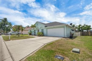 814 SUNSET COVE DRIVE, WINTER HAVEN, FL 33880 - MLS#MFRGC540983