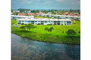 4785 Independence Dr, Bradenton, FL 34210, Sold 04/22/26