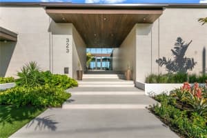 323 Cordova Blvd NE, St. Petersburg, FL 33704, Sold 04/30/26