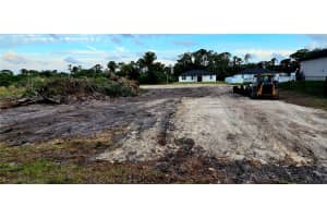 3743 Kelsey St Fort Myers, FL 33905 Sold 05/06/26