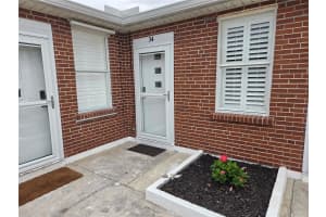 908 Villas Dr, Venice, FL 34285, Sold 06/01/26