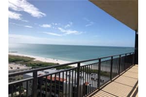 7600 Bayshore Dr, Treasure Island, FL 33706, Sold 12/30/20