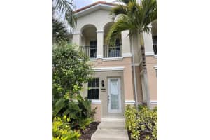 3760 82nd Ave Cir E, Sarasota, FL 34243, Sold 01/21/22