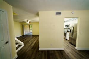 4348 Rayfield Dr, Sarasota, FL 34243, Sold 01/10/22