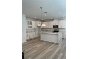 16432 Prairie School Dr, Oakland, FL 34787, Sold 02/22/22