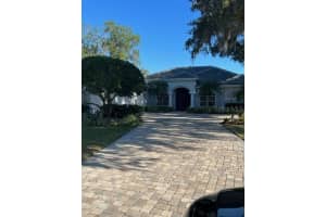 2530 Dick Wilson Dr, Sarasota, FL 34240, Sold 02/28/22