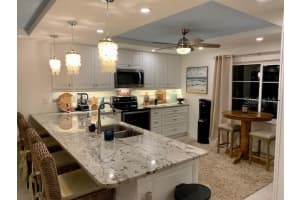 9393 Midnight Pass Rd, Sarasota, FL 34242, Sold 03/09/22