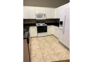 9801 Sunnyoak Dr, Riverview, FL 33569, Sold 03/31/22