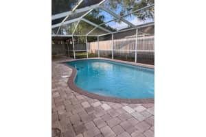 9801 Sunnyoak Dr, Riverview, FL 33569, Sold 03/31/22