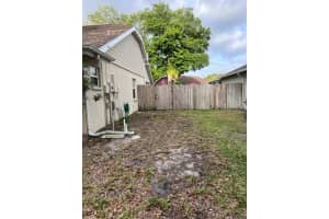 9801 Sunnyoak Dr, Riverview, FL 33569, Sold 03/31/22