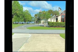 133 Sher Ln, DeBary, FL 32713, Sold 05/03/22