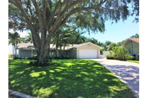 1110 81st St S, St. Petersburg, FL 33707, Sold 05/05/22