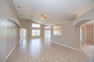 156 Argyle Gate Loop Rd, Dundee, FL 33838, Sold 06/02/22