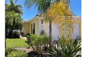 5927 Benevento Dr, Sarasota, FL 34238, Sold 07/14/22
