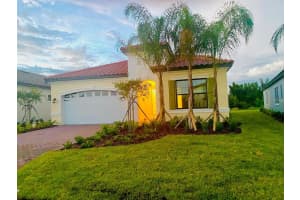 2314 5th St E, Palmetto, FL 34221, Sold 08/31/22