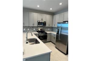 15546 Santa Pola Dr, Wimauma, FL 33598, Sold 10/12/22