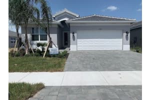 5103 Highland Pointe Ct, Wimauma, FL 33598, Sold 10/21/22