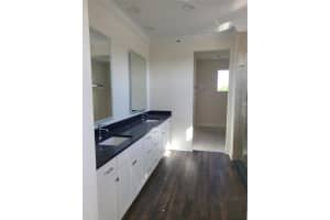 5321 San Remo Cir, Wimauma, FL 33598, Sold 11/04/22