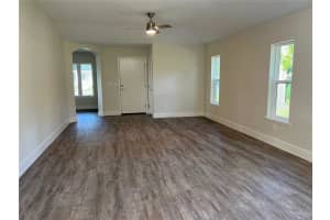 805 SE 16th Dr, Gainesville, FL 32641, Sold 11/14/22