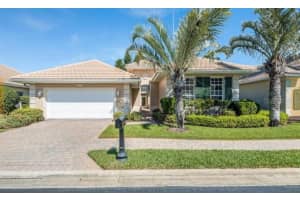 284 Clyde St, Melbourne Beach, FL 32951, Sold 03/23/23