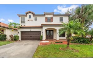 2819 Via Largo Ct, Kissimmee, FL 34744, Sold 03/24/23