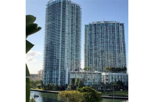 90 SW 3rd St, Miami, FL 33130, Sold 04/10/23