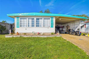 38508 Willoughby Dr, Zephyrhills, FL 33540, Sold 04/21/23