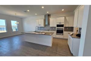 19017 Planetree St, Orlando, FL 32827, Sold 04/28/23