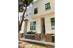 460 E Jackson St, Orlando, FL 32801, Sold 04/14/23